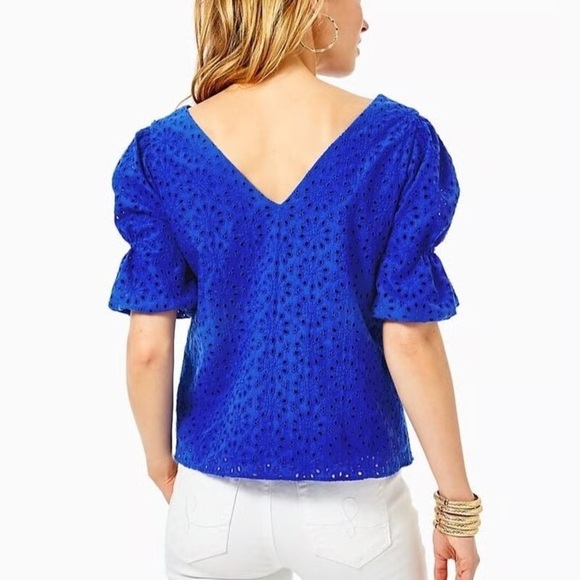 NWOT Lily Pulitzer Royal Blue Eyelet Cotton Blouse Size XS - Picture 7 of 7